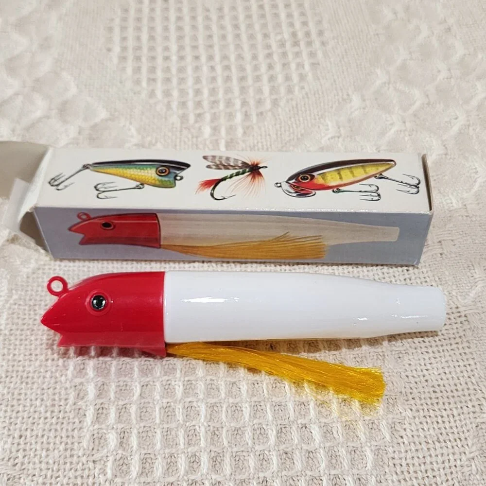 Vintage Avon SURE CATCH FISHING LURE Bottle Wild Country Original Box - NM